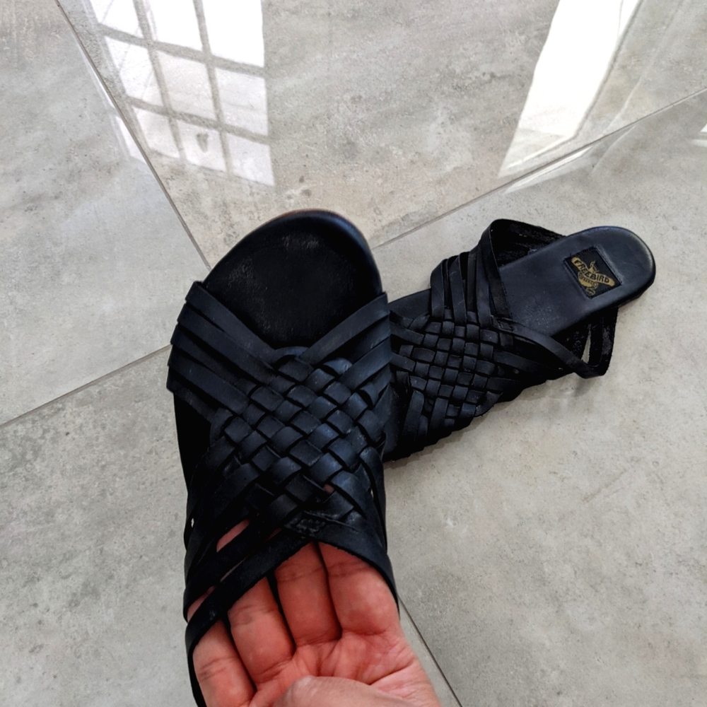 FREEBIRD SANDAL
